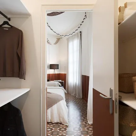 Taoudeni - 3 Bedrooms In Eixample Esquerra Apartment Barcelona