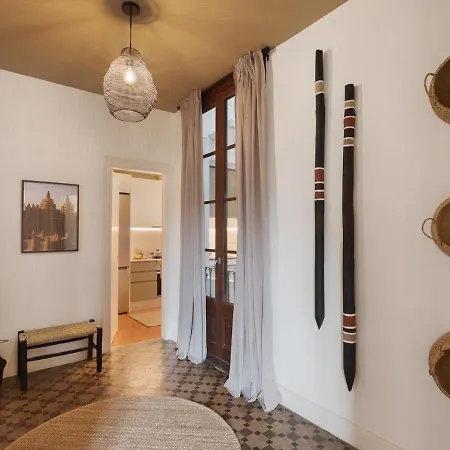 Apartment Taoudeni - 3 Bedrooms In Eixample Esquerra Barcelona